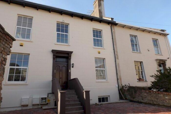 2 Bedroom Flat To Rent In West End, Bristol, BS3
