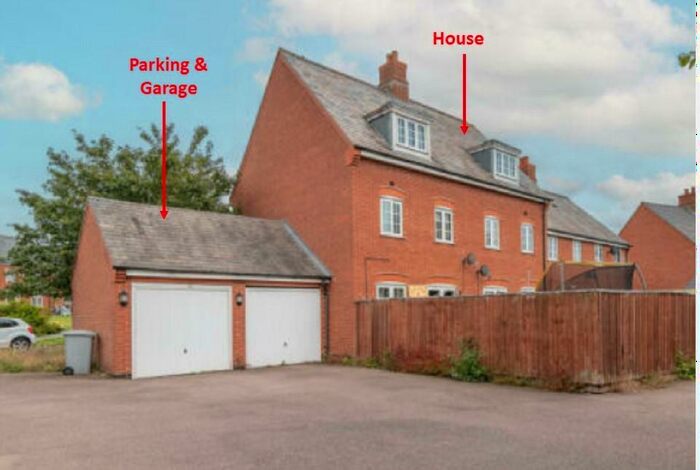 4 Bedroom Town House To Rent In Four Double Bedrooms - Nightingale Drive, Desborough, Kettering, NN14