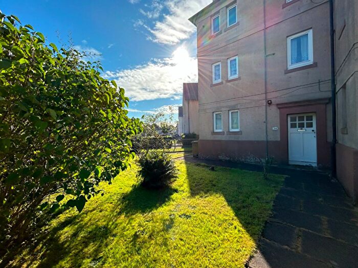2 Bedroom Flat To Rent In Boswall Quadrant, Trinity, Edinburgh, EH5