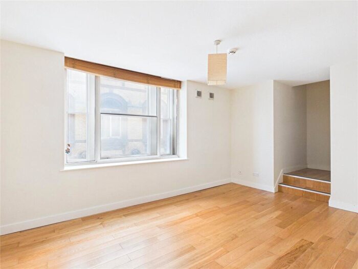 2 Bedroom Apartment To Rent In Crusader House, Bristol, BS1