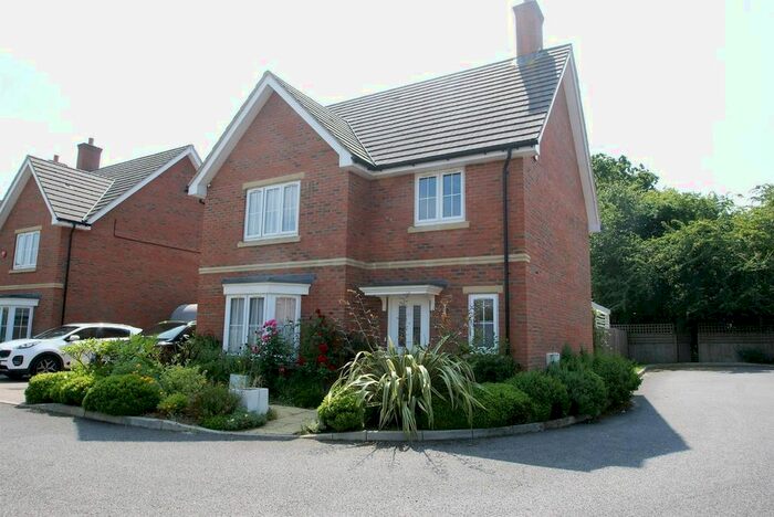 4 Bedroom Detached House To Rent In Foxwood Gardens, Little Canfield, Dunmow, CM6