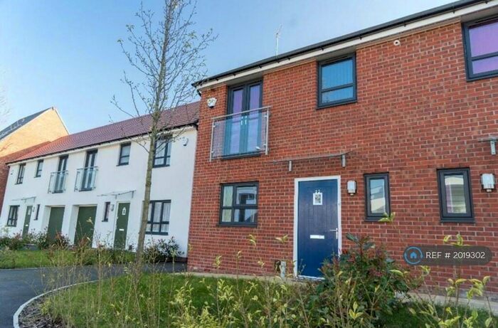 3 Bedroom Semi-Detached House To Rent In Wheaters Street, Salford, M7