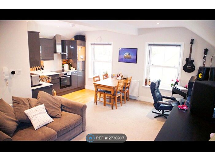 1 Bedroom Flat To Rent In Upper High Street, Epsom, KT17