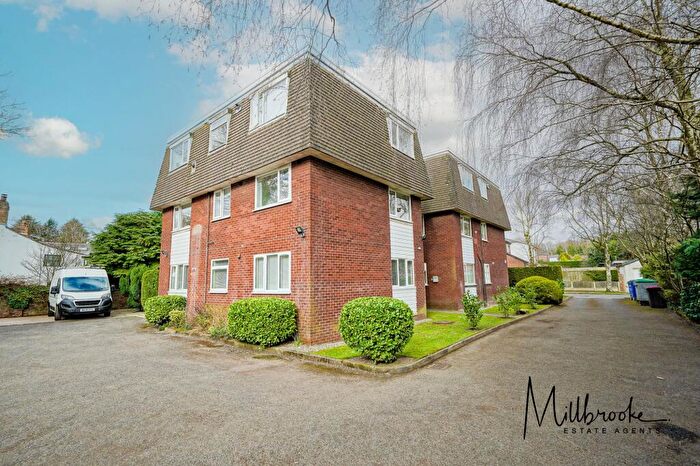 2 Bedroom Flat To Rent In Glen Avenue, Worsley, M28