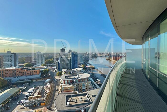 1 Bedroom Apartment For Sale In Lombard Wharf, Battersea, London, SW11