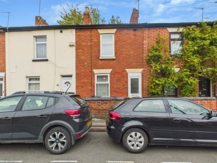 2 Bedroom Terraced House For Sale In Kings Barton Street, Gloucester, GL1