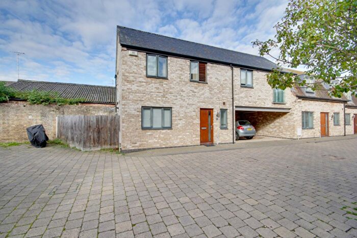2 Bedroom End Terrace House For Sale In Crown Mews, St Ives, Cambs, PE27