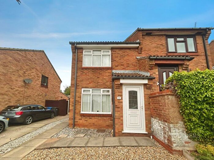 2 Bedroom House To Rent In Timbersbrook Close, Oakwood, Derby, DE21