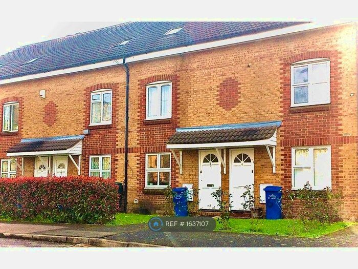 2 Bedroom Flat To Rent In South Bermondsey, London, SE1