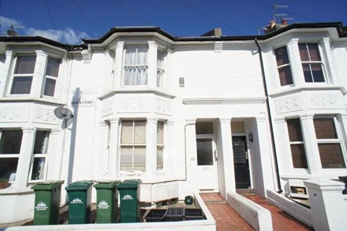 1 Bedroom Flat To Rent In Montgomery Street, Hove, BN3