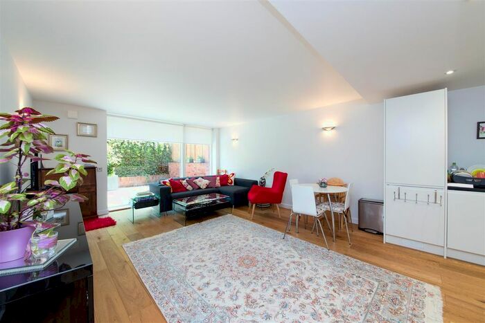 2 Bedroom Flat To Rent In Walm Lane, London, NW2