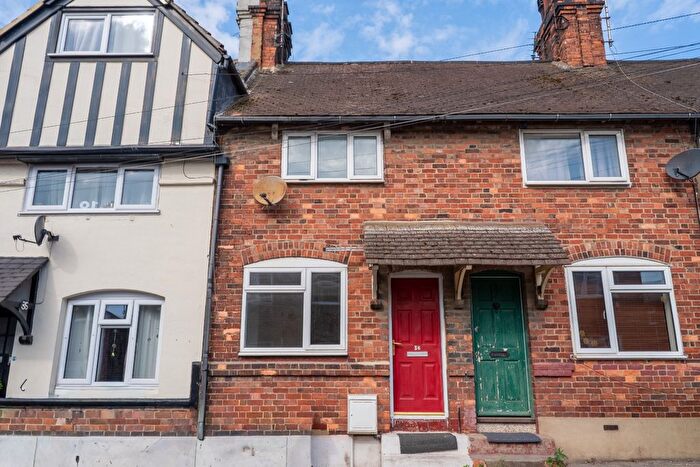 2 Bedroom Terraced House To Rent In Taunton Road, Northfleet, Gravesend, Kent, DA11