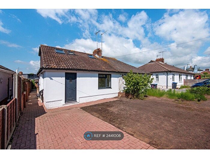 4 Bedroom Semi-Detached House To Rent In Stoney Lane, Shoreham By Sea, BN43