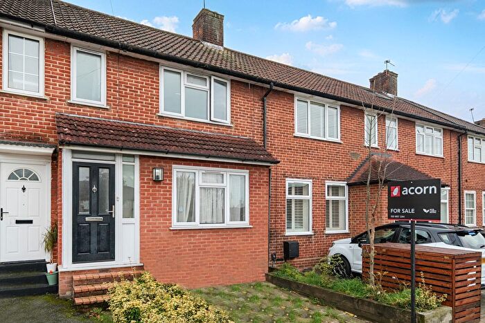 3 Bedroom Terraced House For Sale In Castlecombe Road, London, SE9