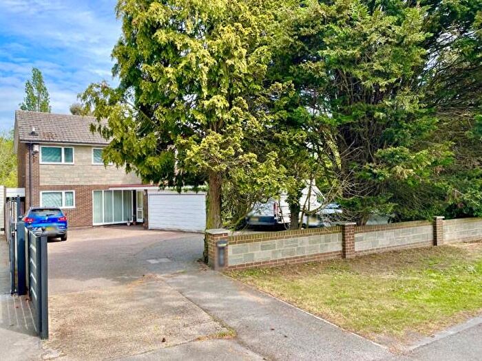 4 Bedroom Detached House For Sale In Thundersley, Benfleet, Essex, SS7