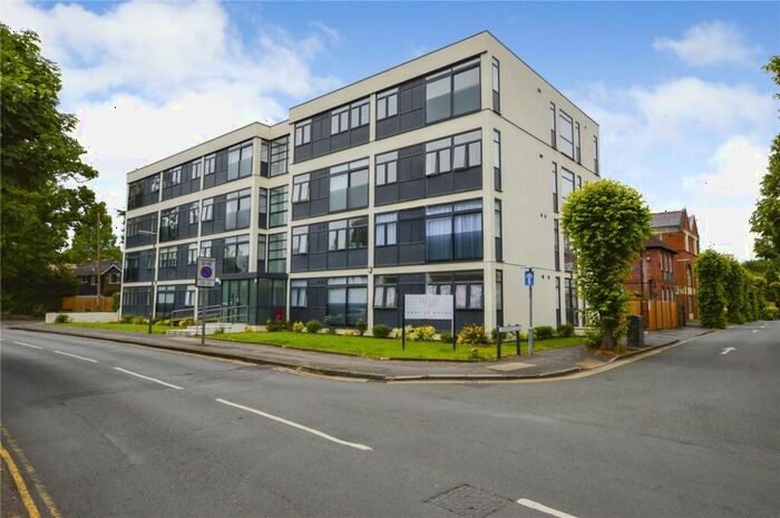 1 Bedroom Apartment To Rent In Phoenix House, Pyrford Road, West Byfleet, Surrey, KT14