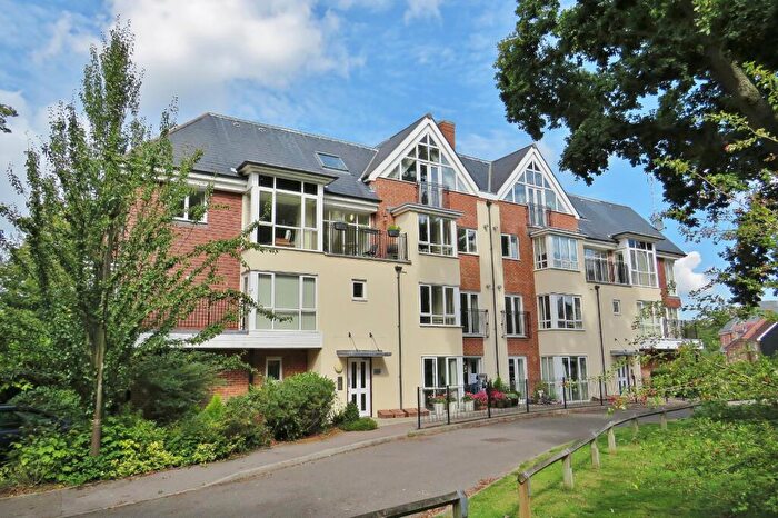 2 Bedroom Penthouse To Rent In Stone Court, Maidenbower, Crawley, West Sussex, RH10