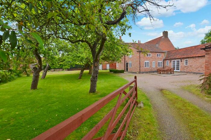 6 Bedroom Farm House For Sale In Church Lane, Upton, Newark, NG23