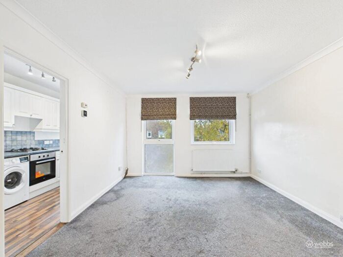 1 Bedroom Flat For Sale In Woodpecker Mount, Pixton Way, Croydon, CR0