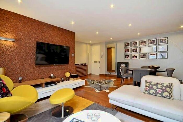 2 Bedroom Flat To Rent In Portman Square, London, W1H