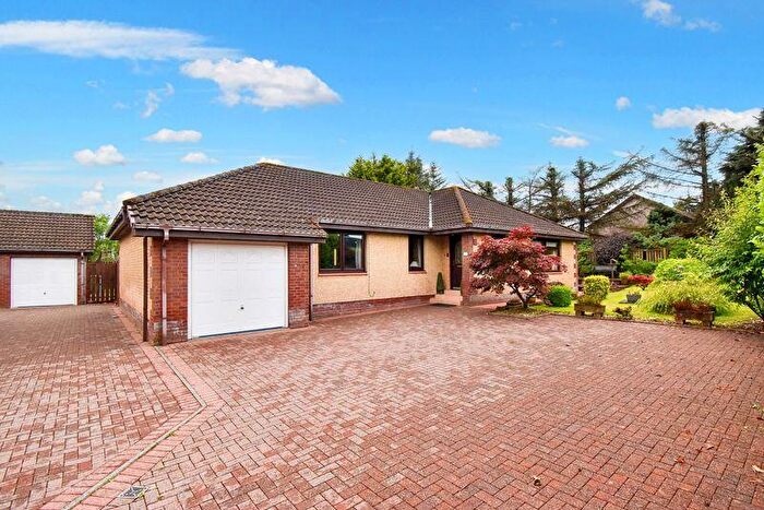 4 Bedroom Detached Bungalow For Sale In Castlecary Road, Cumbernauld, G68