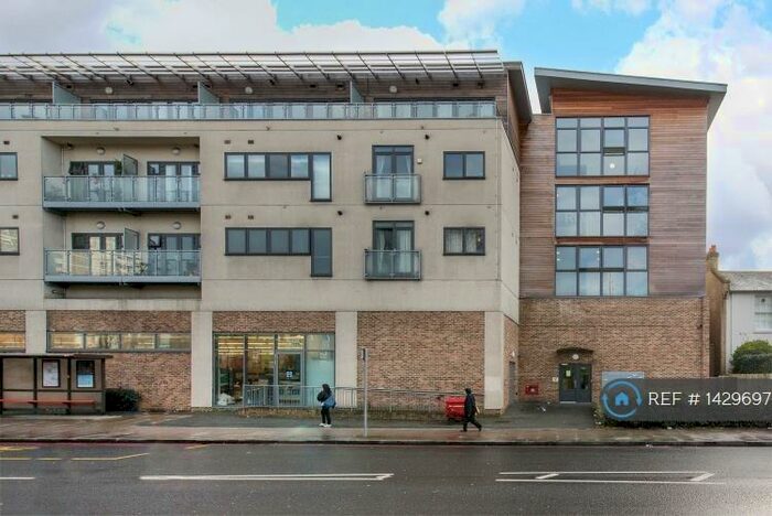 1 Bedroom Flat To Rent In Lee High Road, Lewisham, SE13