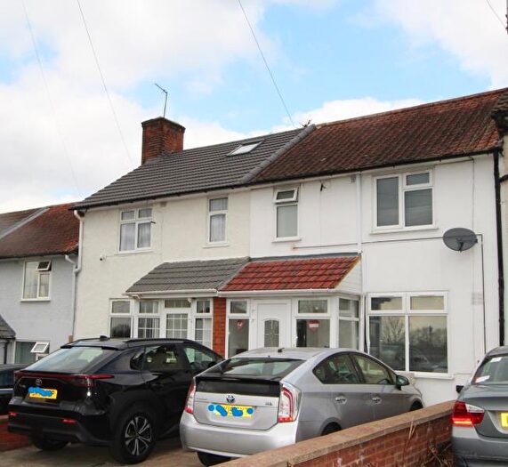 3 Bedroom Terraced House To Rent In Banstock Road, Edgeware, HA8