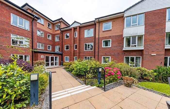 1 Bedroom Flat For Sale In Dingleway, Appleton, WA4