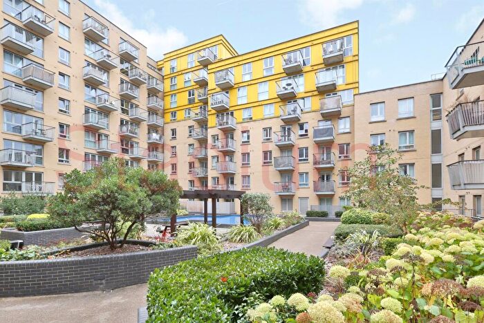 2 Bedroom Flat To Rent In Vizi, - Energy Rating B, N7