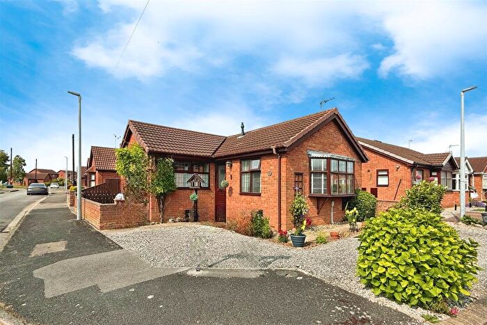 2 Bedroom Detached Bungalow For Sale In Manor Park, Preston, Hull, HU12