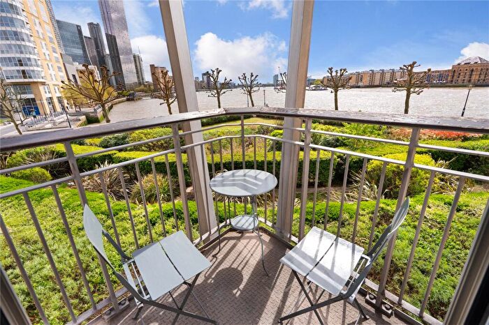 2 Bedroom Apartment To Rent In Three Colt Street, E14