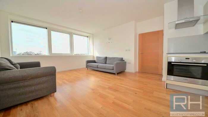 1 Bedroom Flat To Rent In Holloway Road, Archway, London, N19