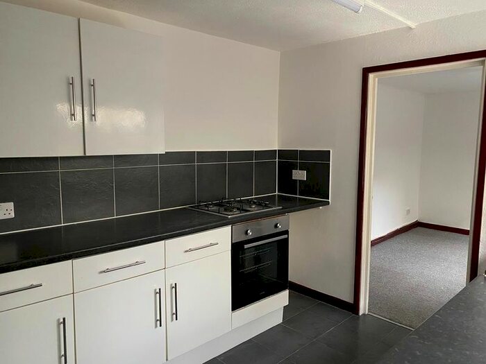 2 Bedroom Flat To Rent In Comet Street, Adamstown, Cardiff, CF24