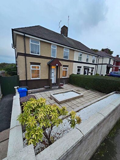 3 Bedroom Semi-Detached House To Rent In Southey Green Road, Sheffield, S5