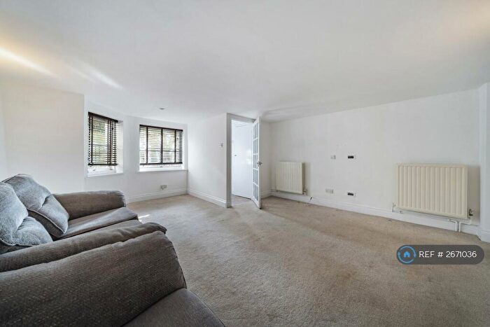 2 Bedroom Flat To Rent In Humber Road, London, SE3