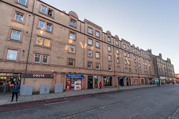 2 Bedroom Flat To Rent In Gorgie Road, Gorgie, Edinburgh, EH11