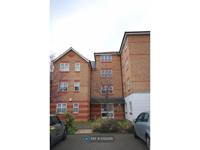 1 Bedroom Flat To Rent In Basevi Way, London, SE8