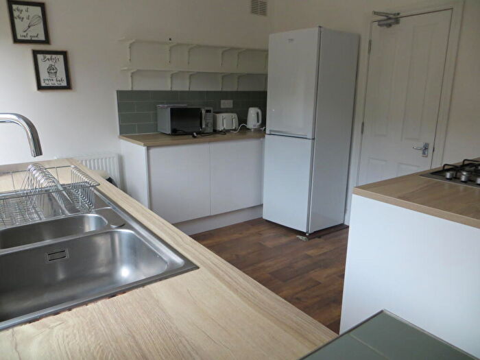 4 Bedroom Semi-Detached House To Rent In Prince Charles Road, Exeter, EX4