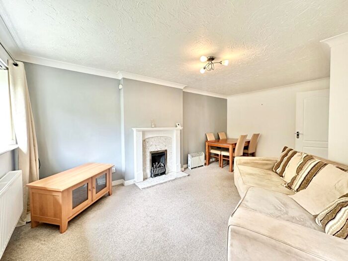 2 Bedroom Flat To Rent In Kerscott Road, Manchester, M23