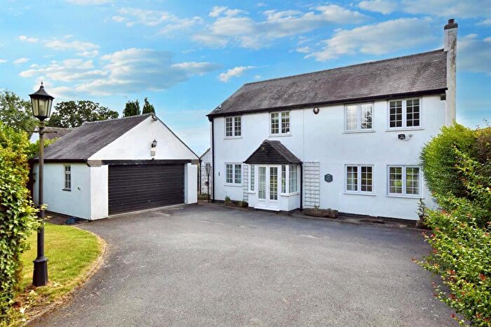 4 Bedroom Detached House To Rent In Cedar House, The Common, Quarndon Village, DE22