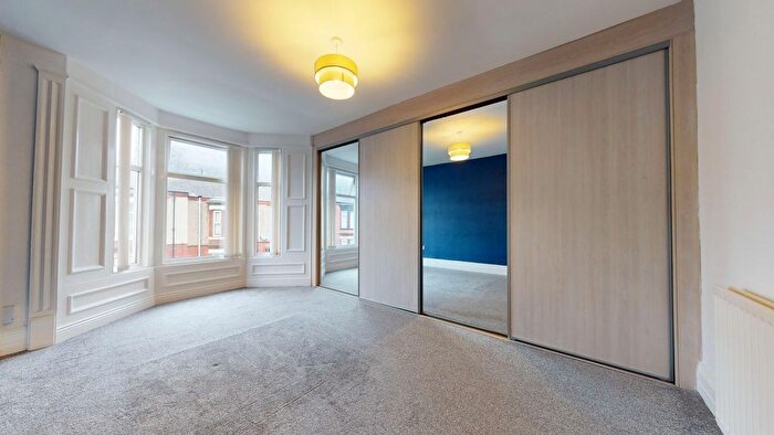 3 Bedroom Flat For Sale In Richmond Road, South Shields, NE34