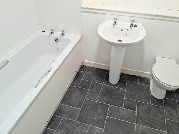 2 Bedroom Flat To Rent In Bellfield Street, Dundee, DD1