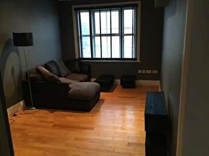 1 Bedroom Flat For Sale In Fleet, Hampshire, GU51