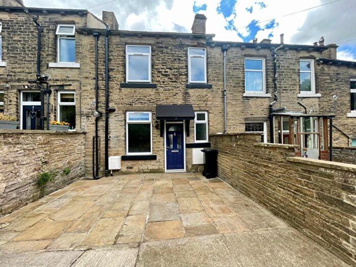 3 Bedroom Terraced House To Rent In Laythorpe Terrace, East Morton, Keighley, West Yorkshire, BD20