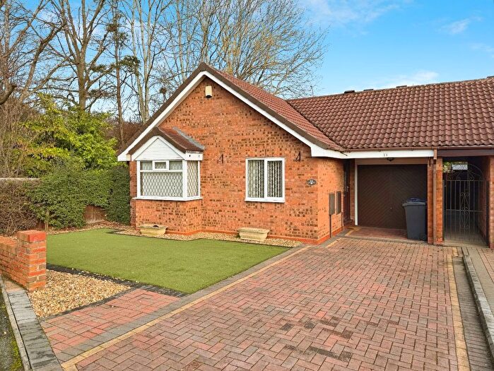 2 Bedroom Bungalow For Sale In Zions Close, Cradley Heath, B64