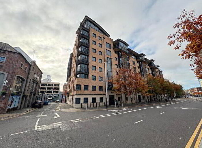 1 Bedroom Penthouse Apartments For Sale In Apartment Queens Square, Belfast, BT1