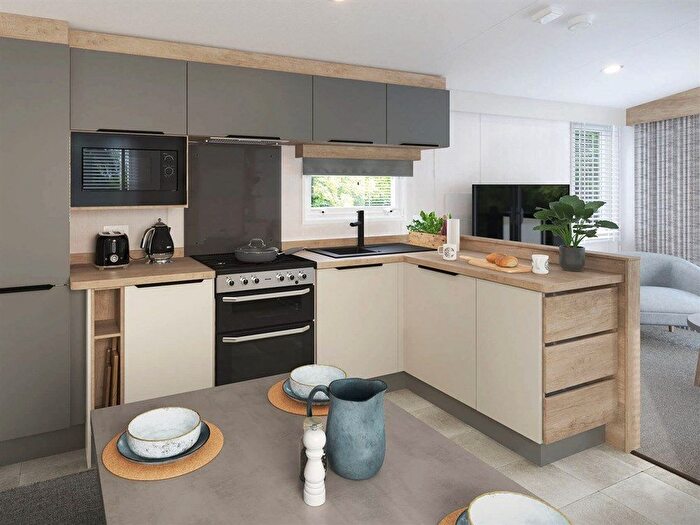 2 Bedroom Mobile/park Home For Sale In Hafton, Hunters Quay, Dunoon, PA23