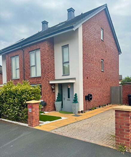 5 Bedroom Property To Rent In Platt Brook Way, Birmingham, B26