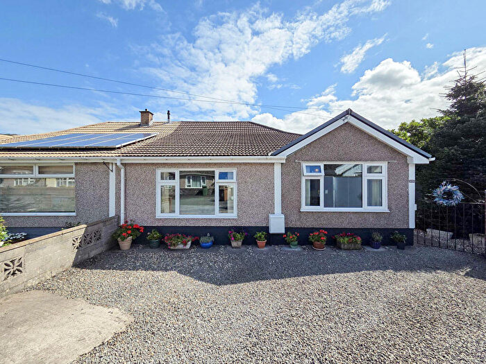 2 Bedroom Semi-Detached Bungalow For Sale In Heol Ty-Gwyn, Caerphilly, CF83