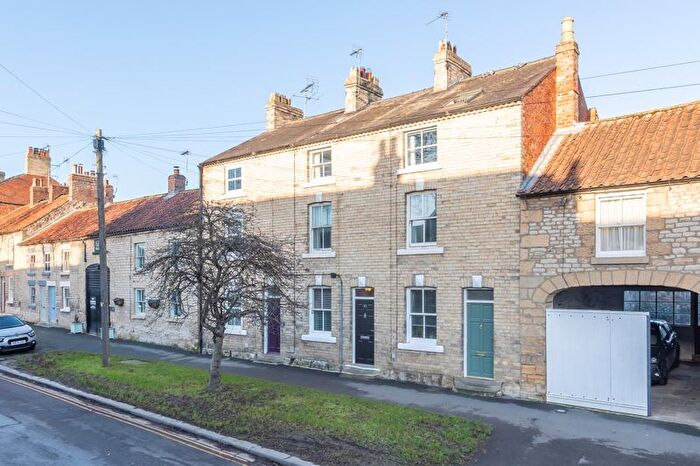 3 Bedroom Terraced House For Sale In Eastgate, Pickering, YO18